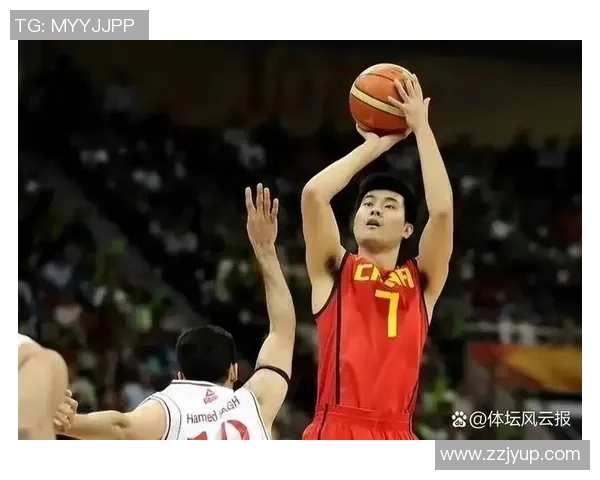 中国篮球明星个子很高的传奇故事与成长历程揭秘